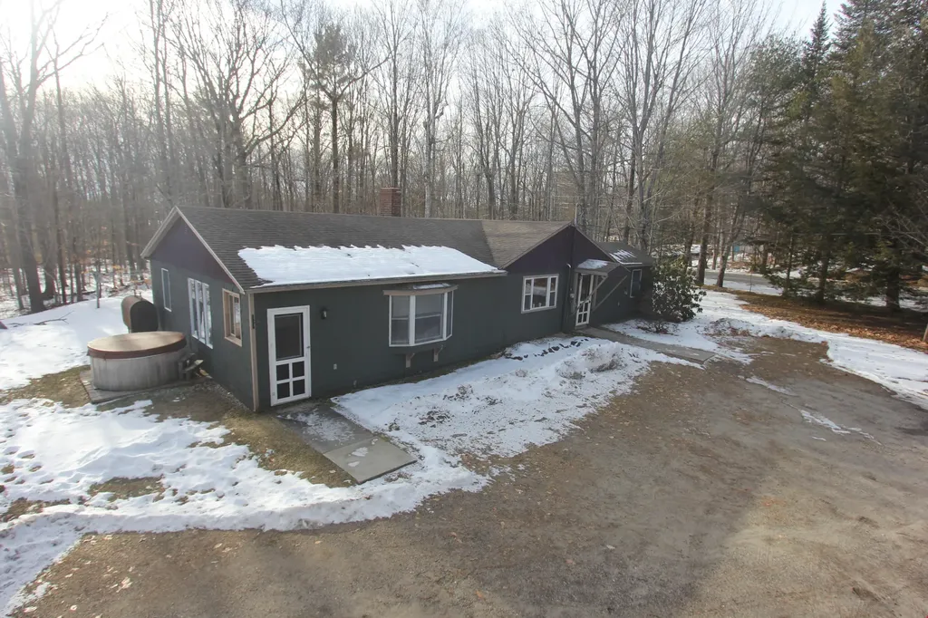 90 Whippoorwill Road Litchfield ME 04350