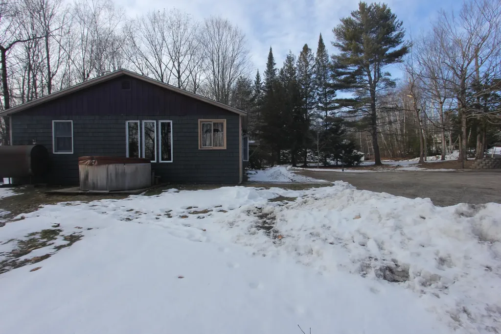 90 Whippoorwill Road Litchfield ME 04350