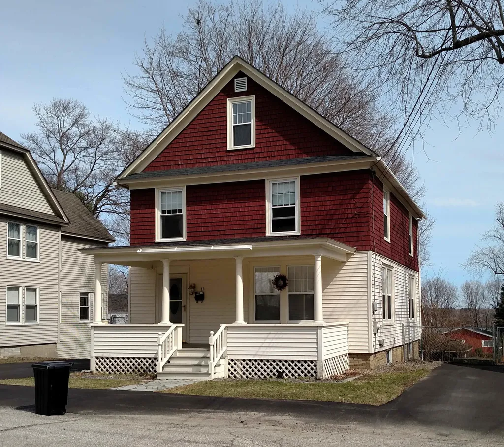 11 Drew Street Augusta ME 04330