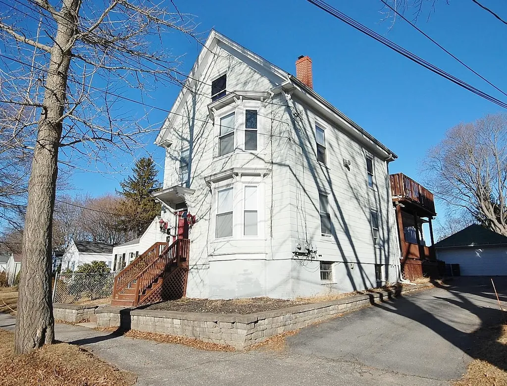 485 St John Street Portland ME 04103