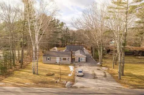 346 Lewiston Road Topsham ME 04086