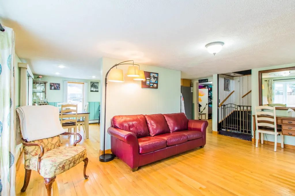 69 Pond Road Lewiston ME 04240