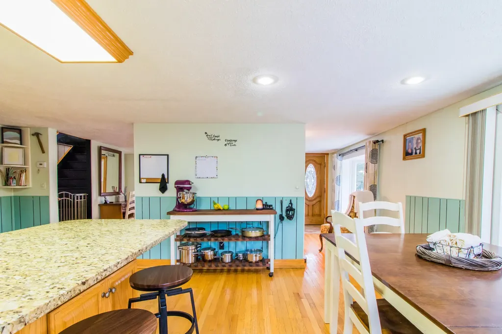 69 Pond Road Lewiston ME 04240