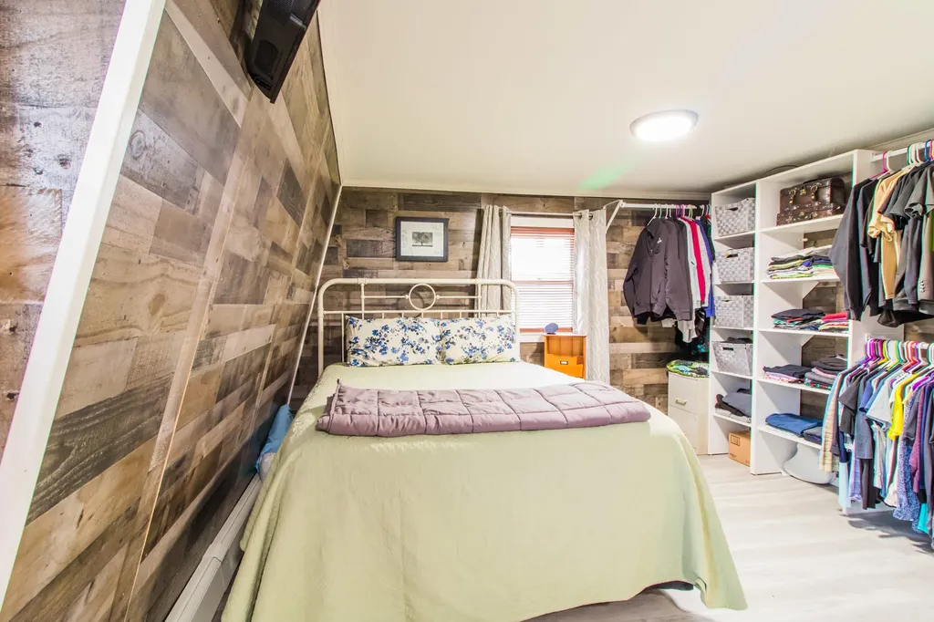 69 Pond Road Lewiston ME 04240