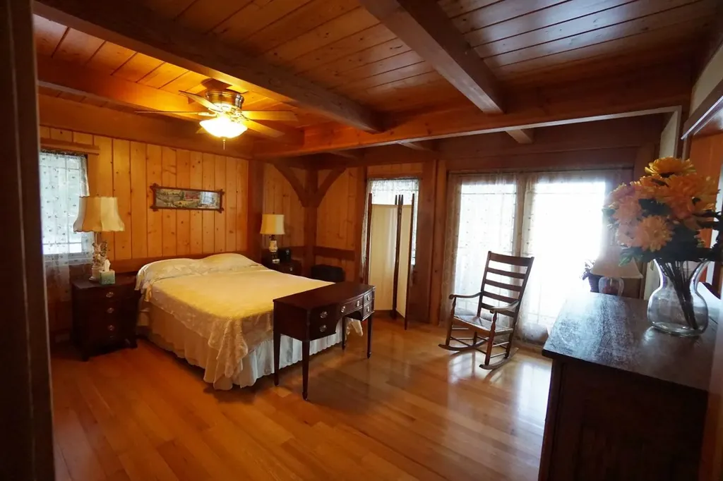 11 Salmon Road Dover-foxcroft ME 04426