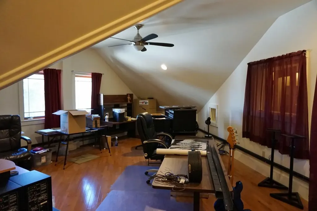 11 Salmon Road Dover-foxcroft ME 04426