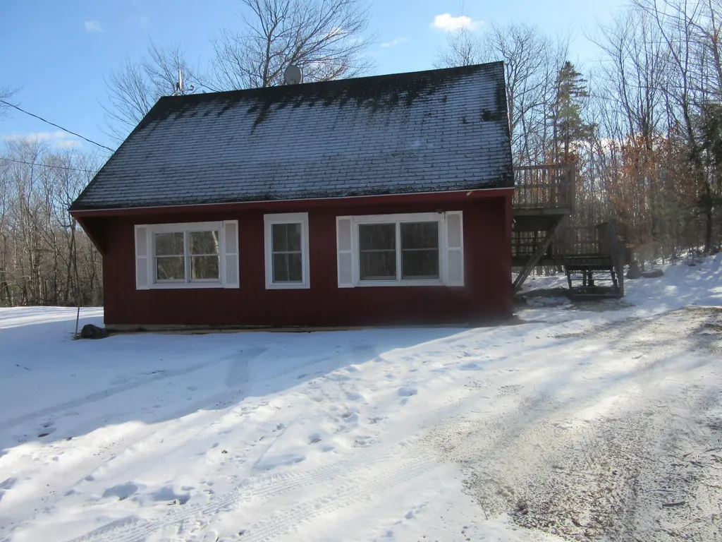 16 Ridge Road Bucksport ME 04416