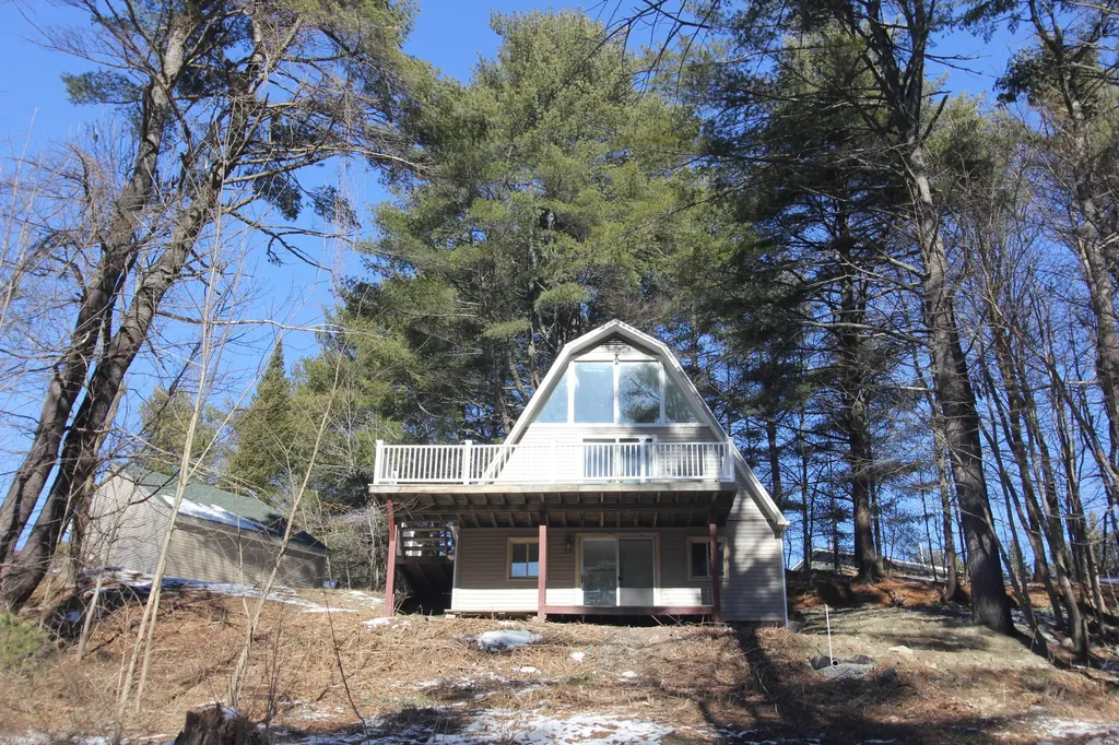3793 W River Road Sidney ME 04330