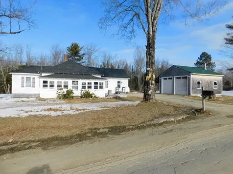 322 E Road Bradford ME 04410