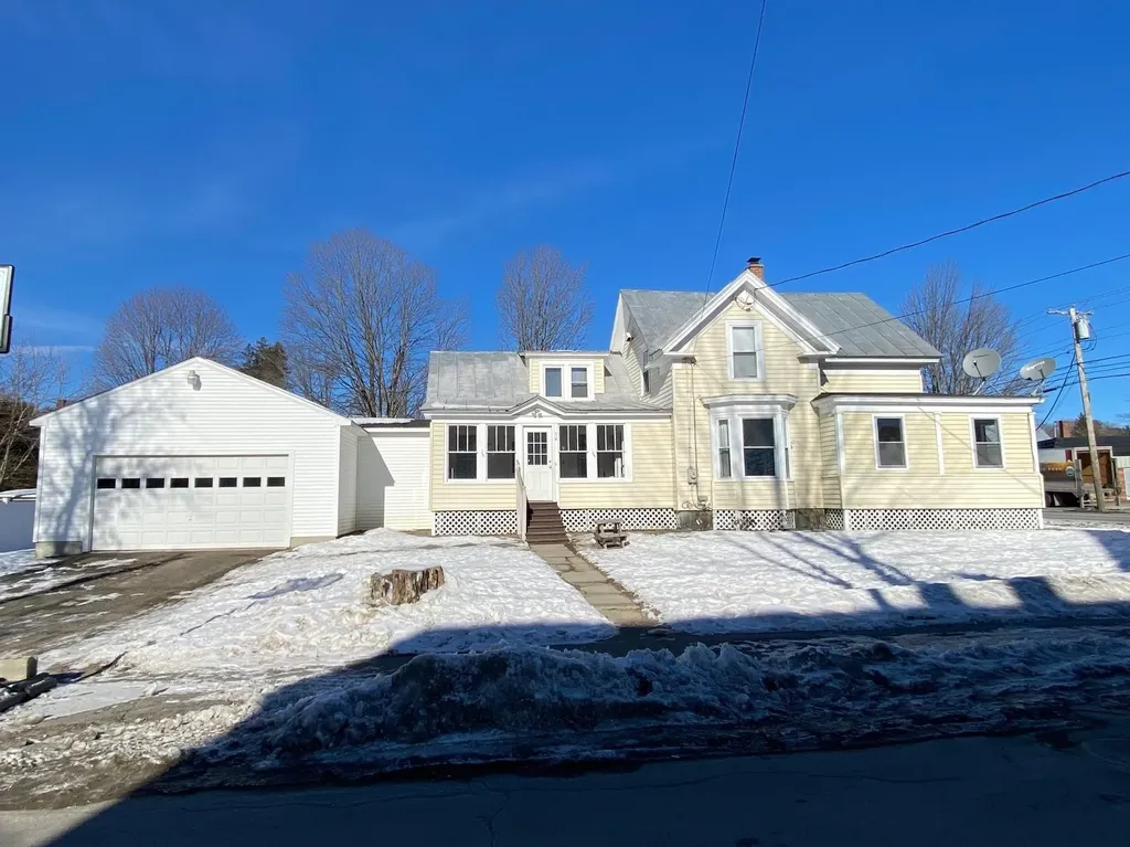 54 North Avenue Skowhegan ME 04976