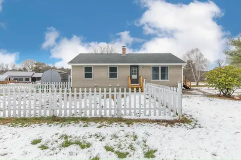 66 County Road Scarborough ME 04074