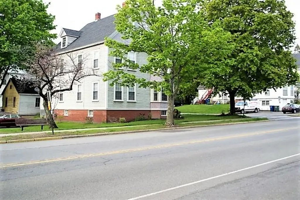 291 Main Street Westbrook ME 04092