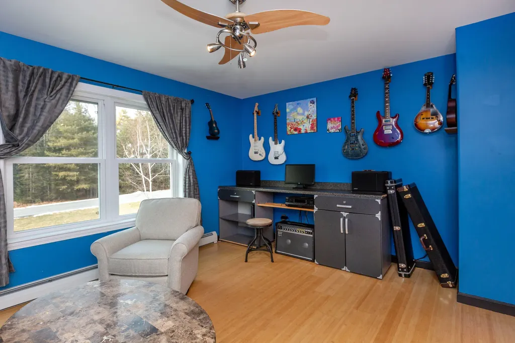 38 Hunter Hill Road Durham ME 04222