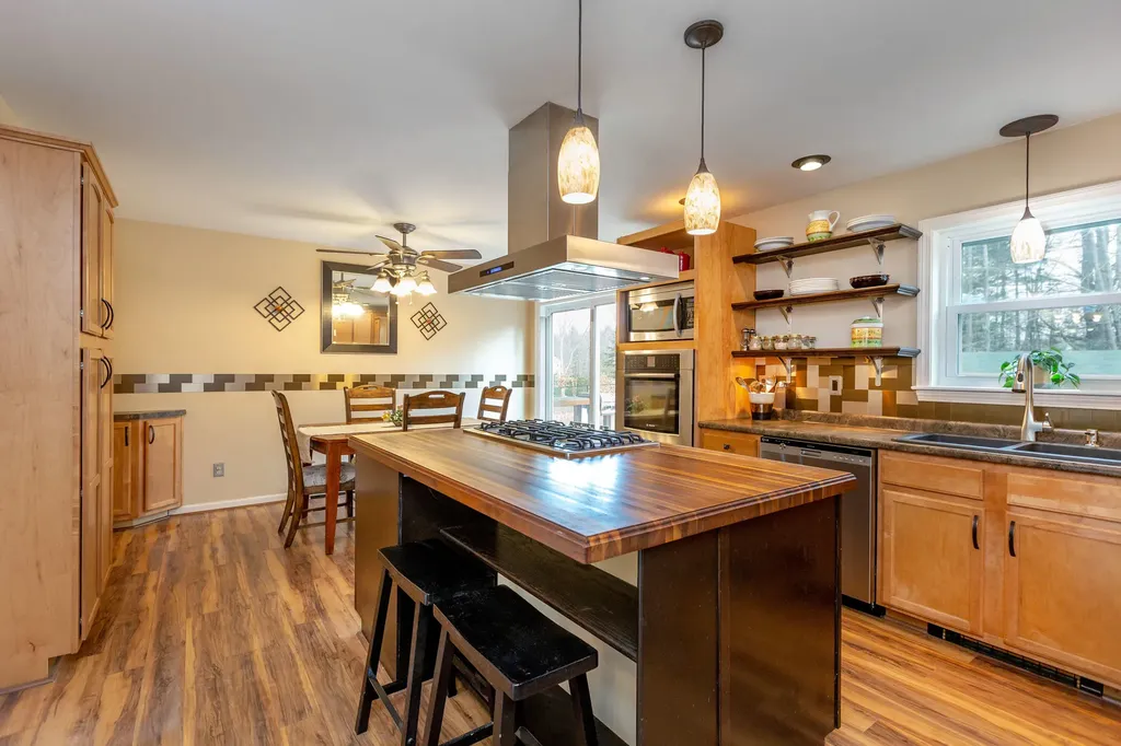 38 Hunter Hill Road Durham ME 04222