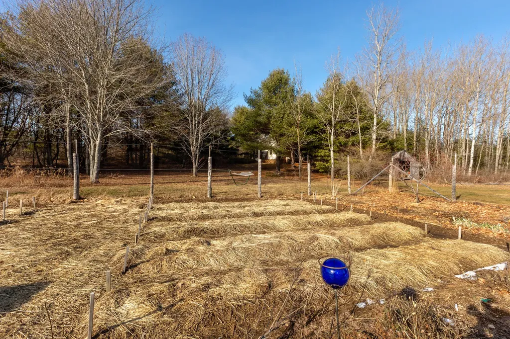 735 Wiscasset Road Whitefield ME 04353