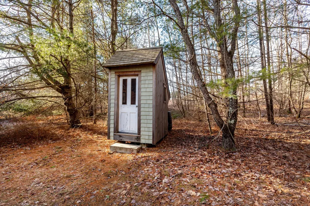 735 Wiscasset Road Whitefield ME 04353