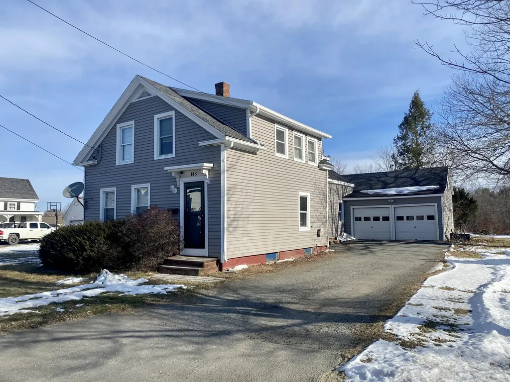 148 Chamberlain Street Brewer ME 04412