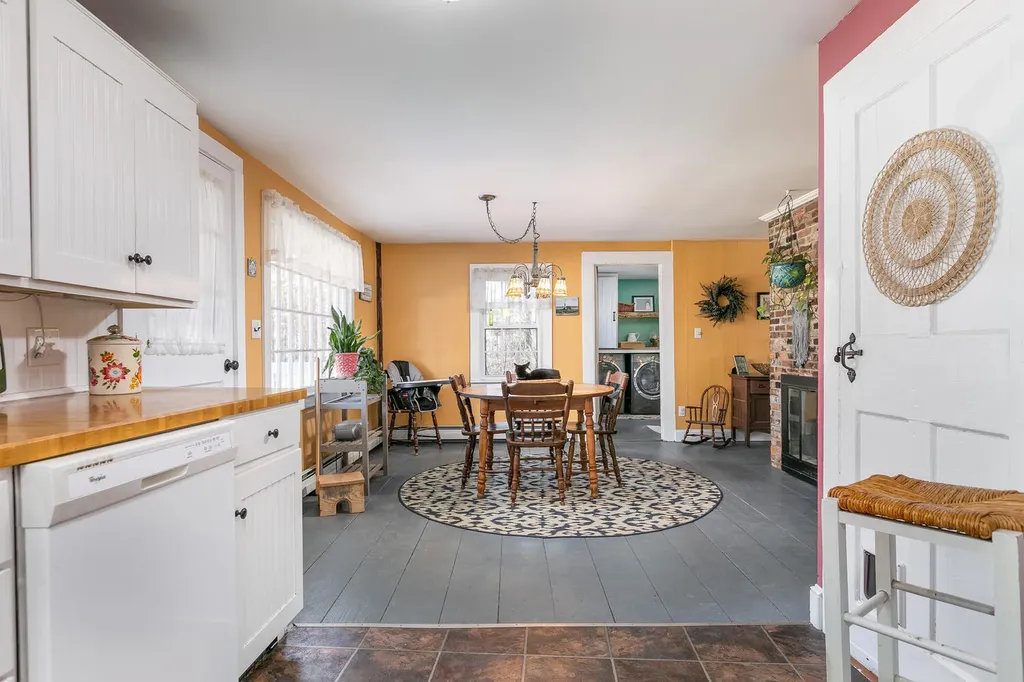 461 Buxton Road Saco ME 04072