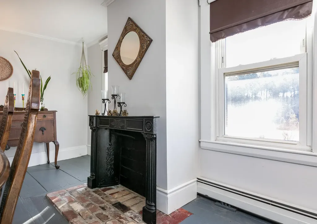 461 Buxton Road Saco ME 04072