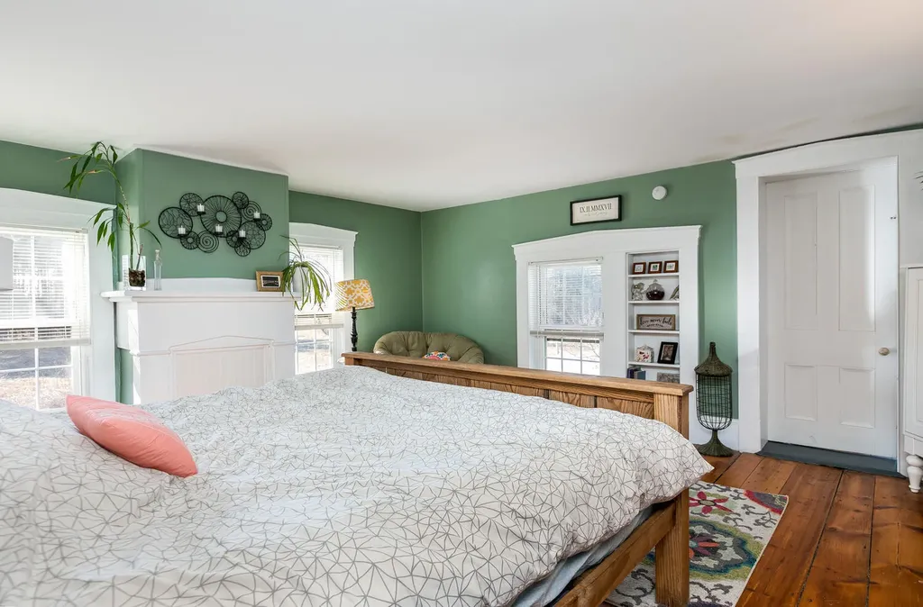 461 Buxton Road Saco ME 04072