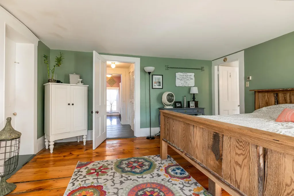 461 Buxton Road Saco ME 04072