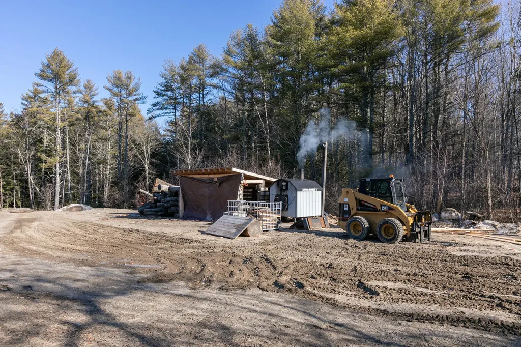 461 Buxton Road Saco ME 04072
