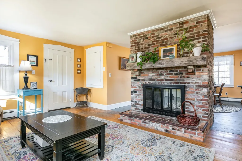 461 Buxton Road Saco ME 04072