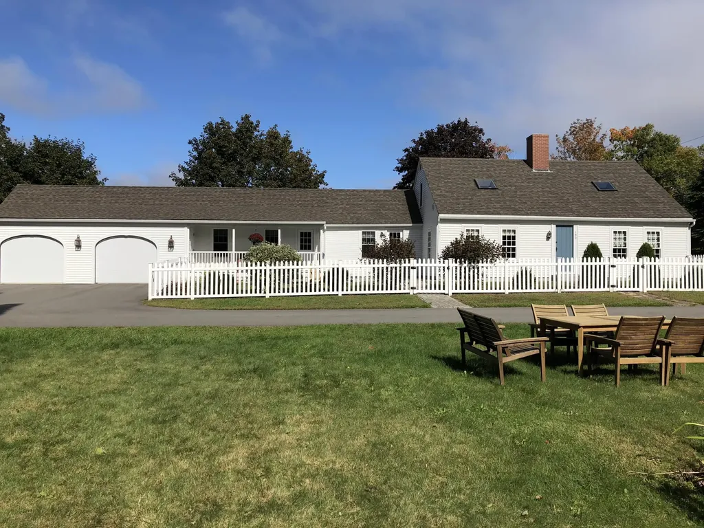 130 Old Rockland Street Rockport ME 04856