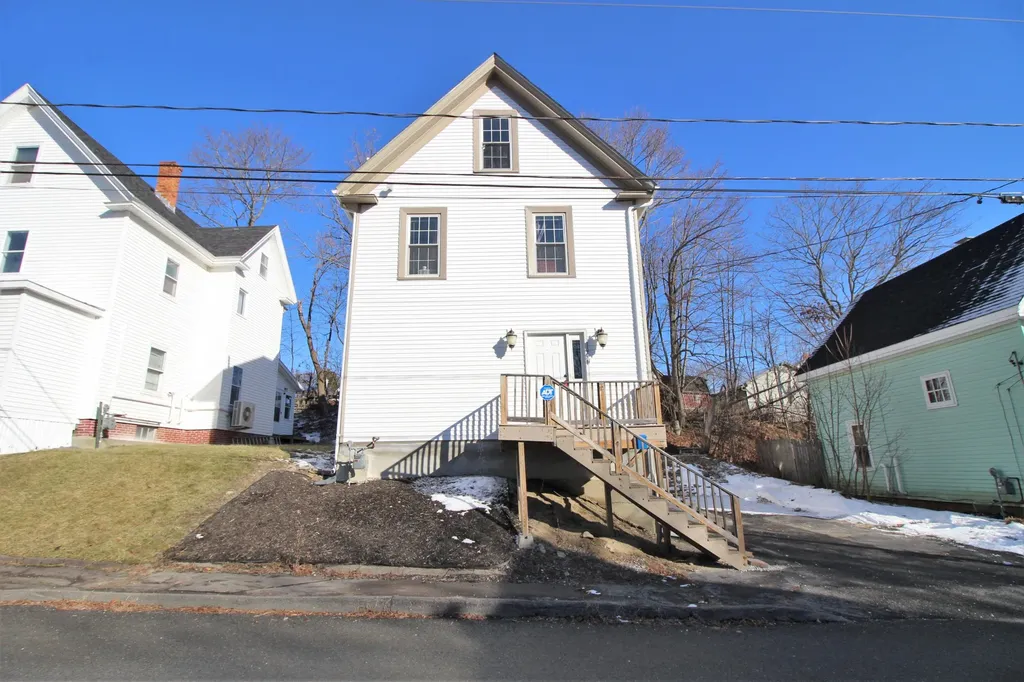 24 Merrimac Street Bangor ME 04401