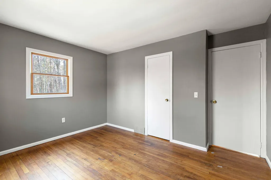 33 Old Ferry Road Wiscasset ME 04578