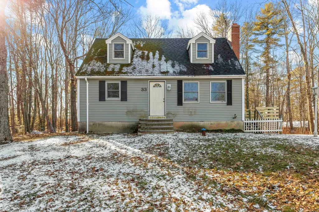 33 Old Ferry Road Wiscasset ME 04578
