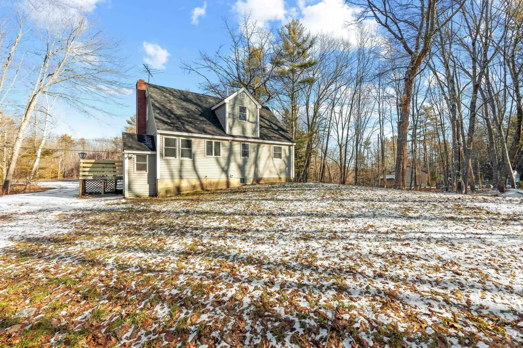 33 Old Ferry Road Wiscasset ME 04578