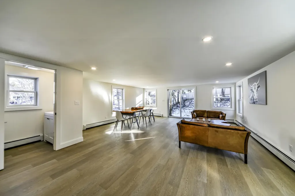22 Harrison Avenue Gardiner ME 04345