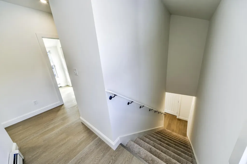 22 Harrison Avenue Gardiner ME 04345