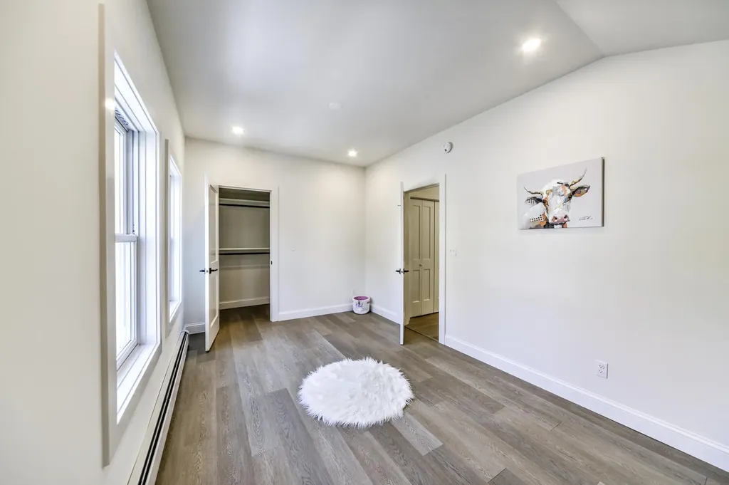 22 Harrison Avenue Gardiner ME 04345