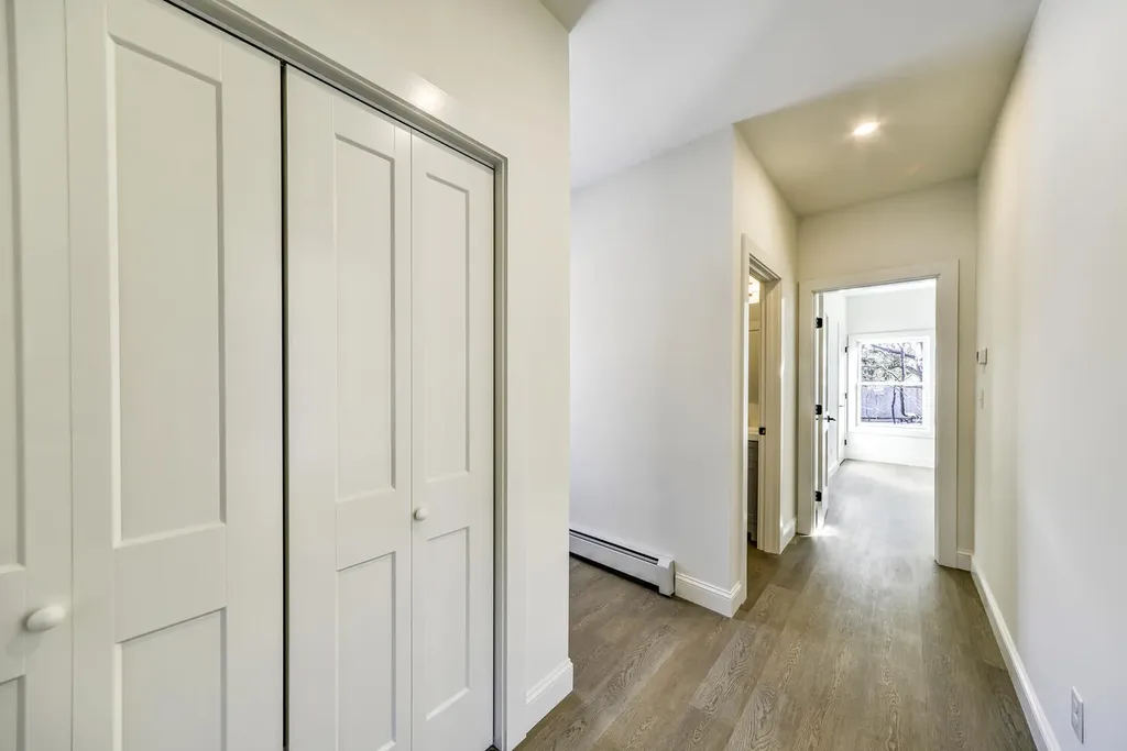 22 Harrison Avenue Gardiner ME 04345