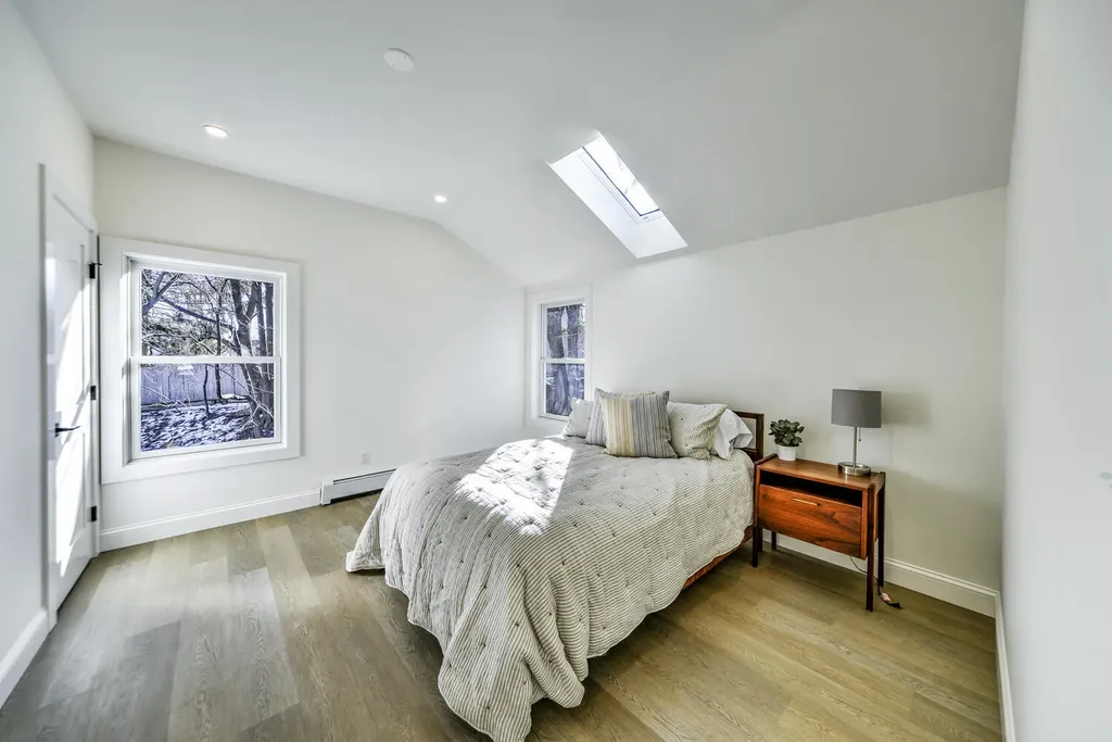 22 Harrison Avenue Gardiner ME 04345