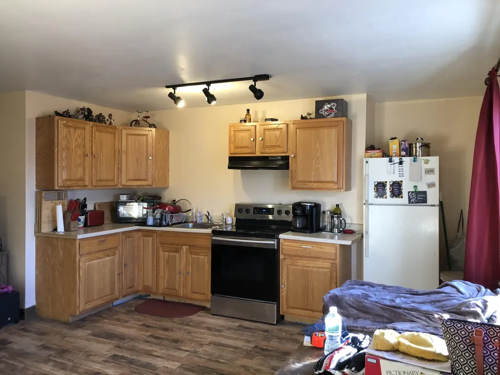 31 Old Airline Road Aurora ME 04408