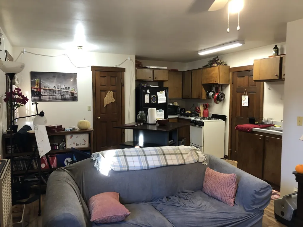 31 Old Airline Road Aurora ME 04408