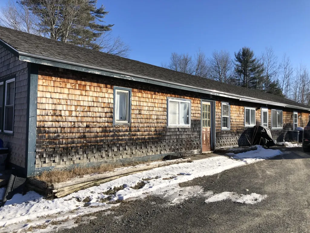 31 Old Airline Road Aurora ME 04408