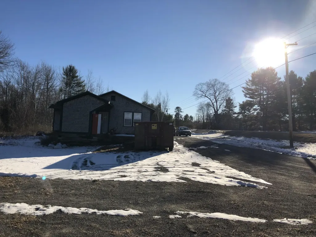 31 Old Airline Road Aurora ME 04408
