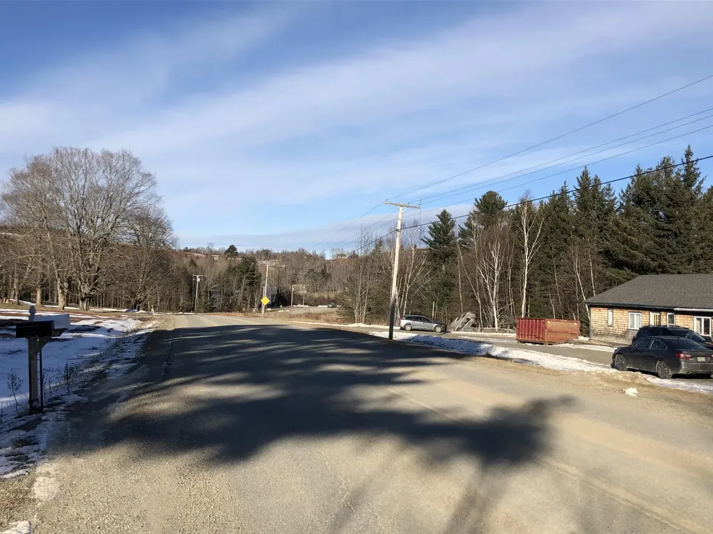 31 Old Airline Road Aurora ME 04408
