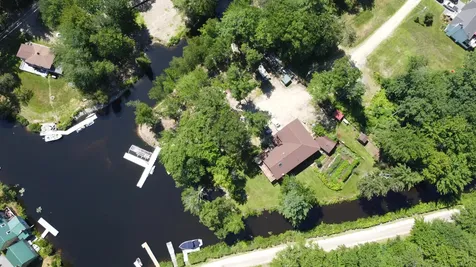12 Peninsula Drive Standish ME 04084