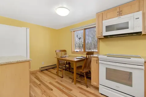 12 Peninsula Drive Standish ME 04084