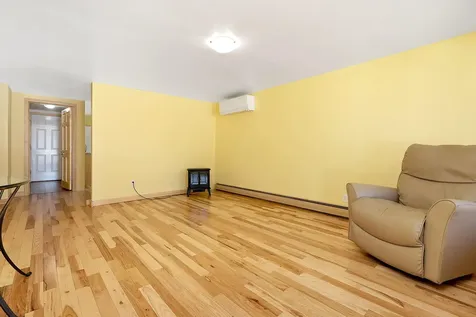 12 Peninsula Drive Standish ME 04084