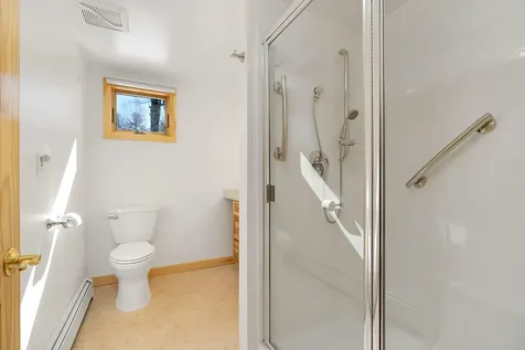 12 Peninsula Drive Standish ME 04084