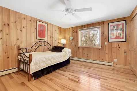 12 Peninsula Drive Standish ME 04084