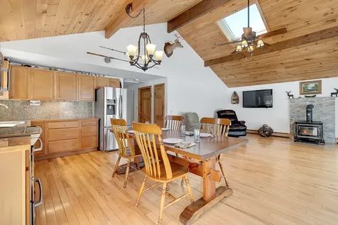 12 Peninsula Drive Standish ME 04084