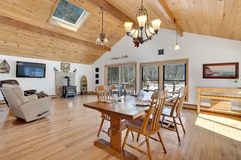 12 Peninsula Drive Standish ME 04084