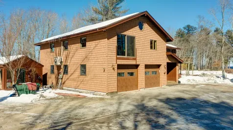 12 Peninsula Drive Standish ME 04084